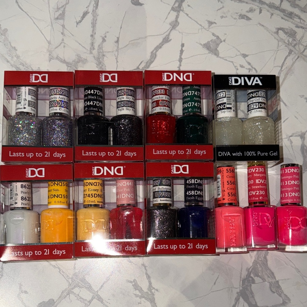 DND Nail Polish Set - Multicolor